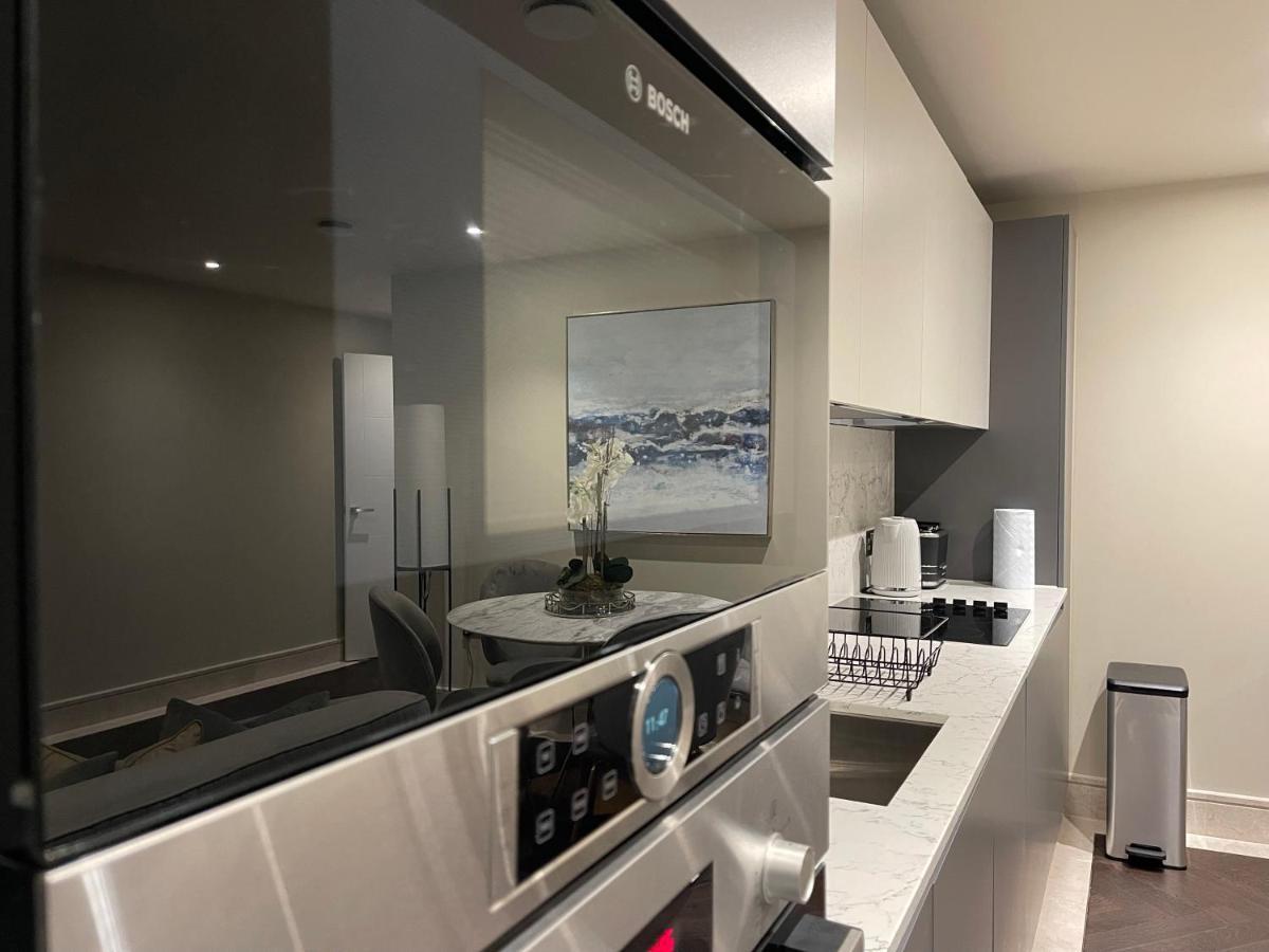 Sophisticated 1Br, 1 Ba Chigwell Designer Flat Chcl F2 Daire Dış mekan fotoğraf