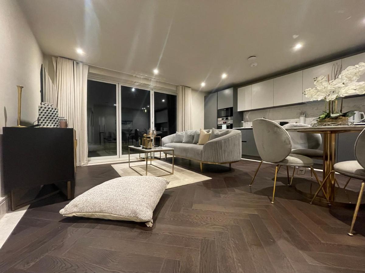 Sophisticated 1Br, 1 Ba Chigwell Designer Flat Chcl F2 Daire Dış mekan fotoğraf