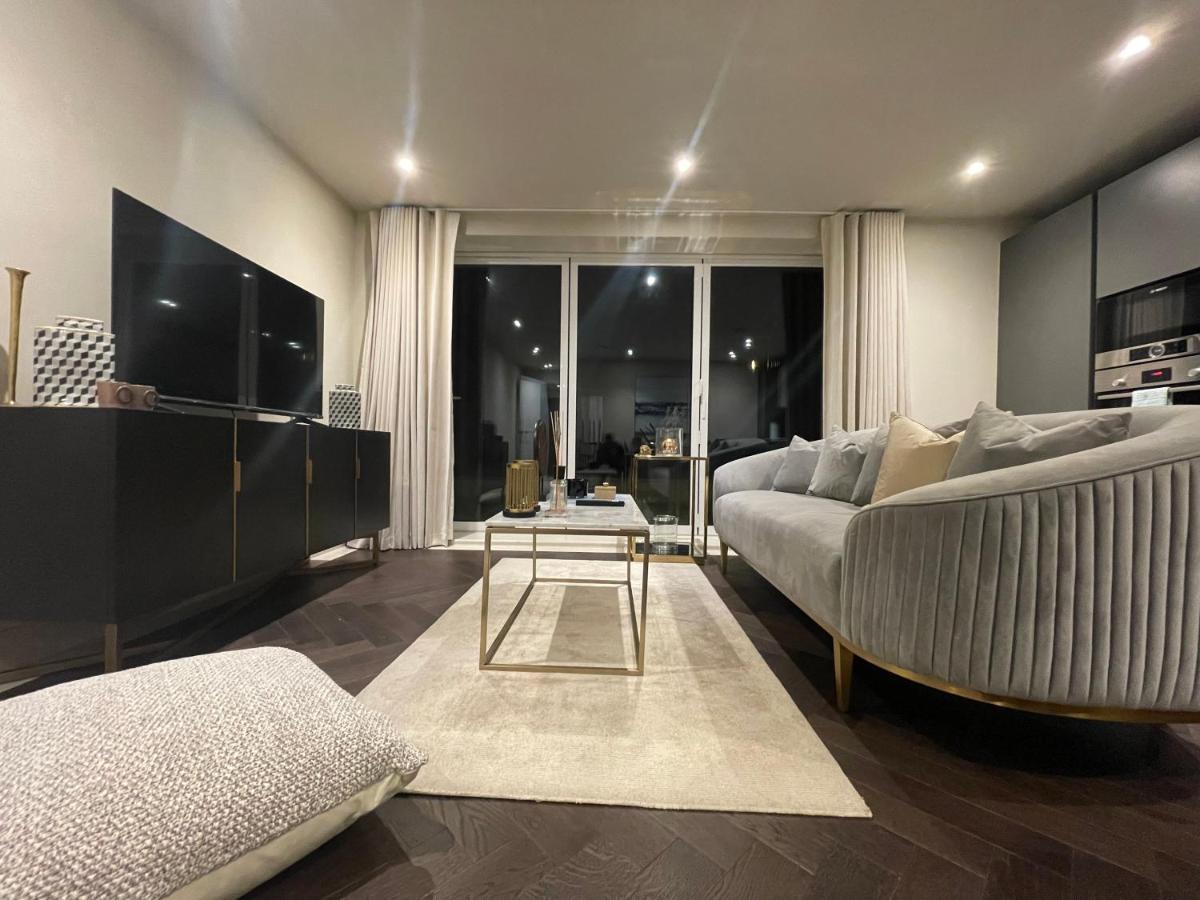 Sophisticated 1Br, 1 Ba Chigwell Designer Flat Chcl F2 Daire Dış mekan fotoğraf