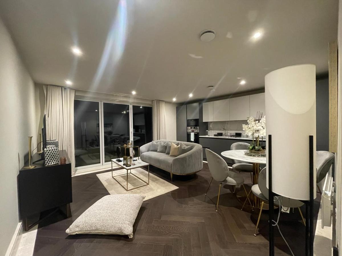 Sophisticated 1Br, 1 Ba Chigwell Designer Flat Chcl F2 Daire Dış mekan fotoğraf