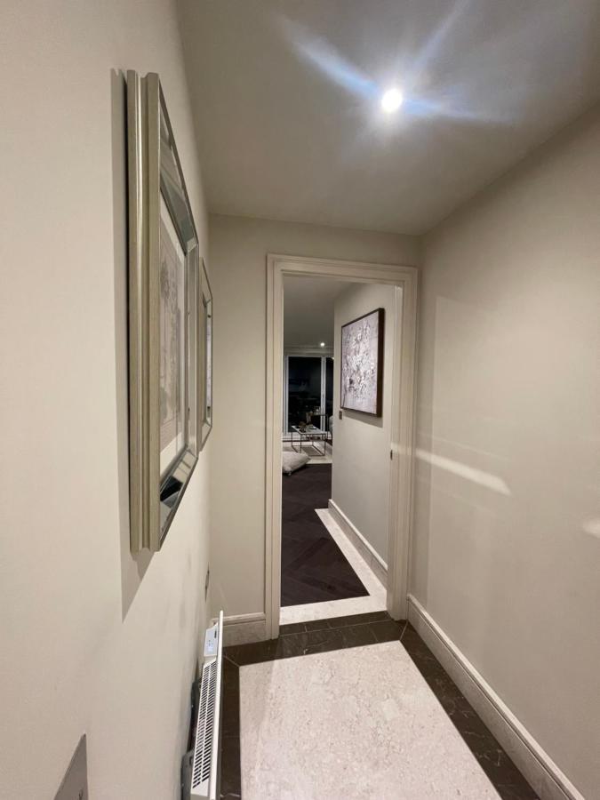 Sophisticated 1Br, 1 Ba Chigwell Designer Flat Chcl F2 Daire Dış mekan fotoğraf