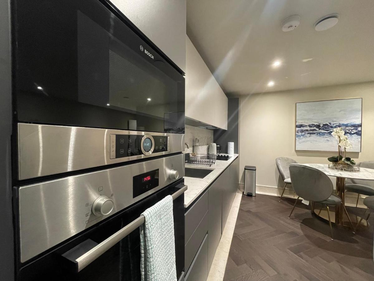 Sophisticated 1Br, 1 Ba Chigwell Designer Flat Chcl F2 Daire Dış mekan fotoğraf