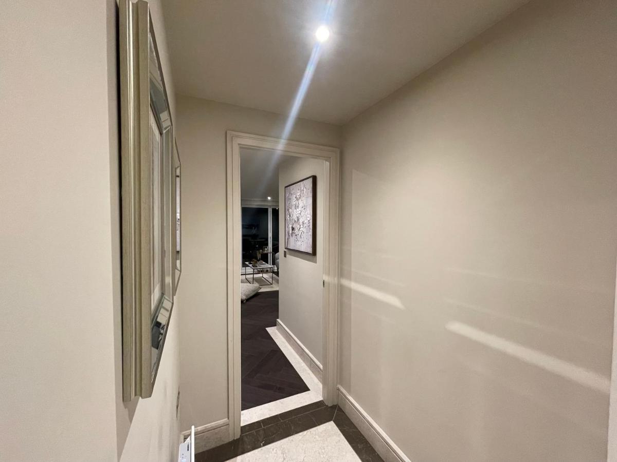 Sophisticated 1Br, 1 Ba Chigwell Designer Flat Chcl F2 Daire Dış mekan fotoğraf
