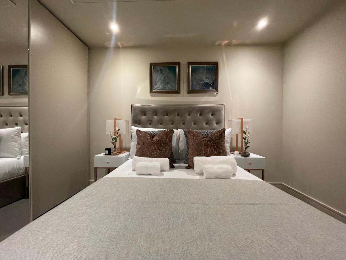 Sophisticated 1Br, 1 Ba Chigwell Designer Flat Chcl F2 Daire Dış mekan fotoğraf