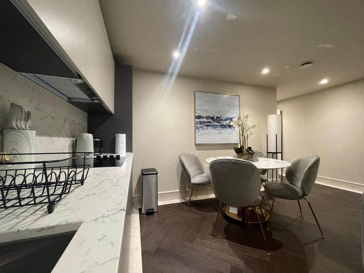 Sophisticated 1Br, 1 Ba Chigwell Designer Flat Chcl F2 Daire Dış mekan fotoğraf